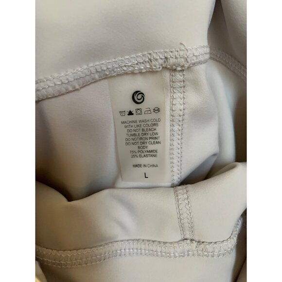 Women’s Uncia Active Light Gray Sports Set Size L - Picture 15 of 15